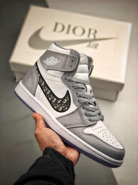 basket jordan dior prix|x Dior jordan 1.